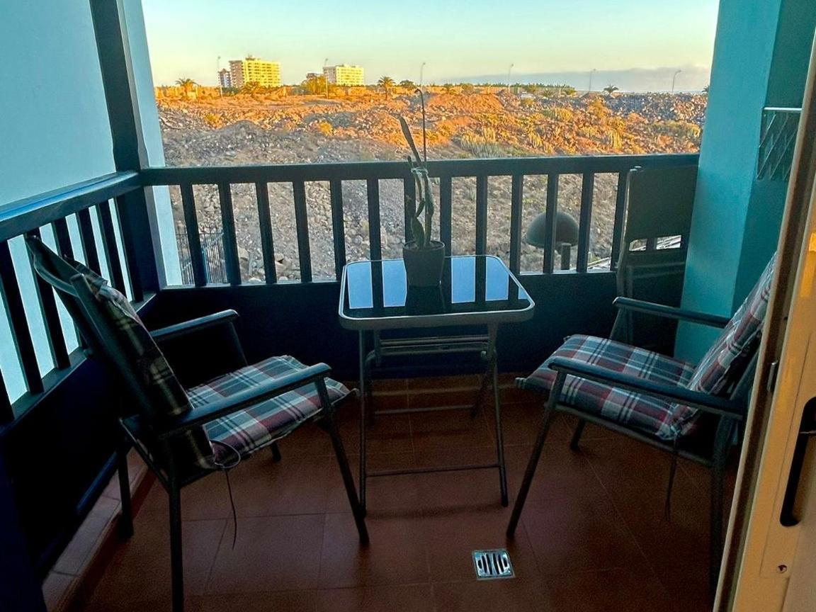 Huebsche Ferienwohnung Mit 2 Schlafzimmern, Pool Und Wlan, Strandnaehe Callao Salvaje Eksteriør billede